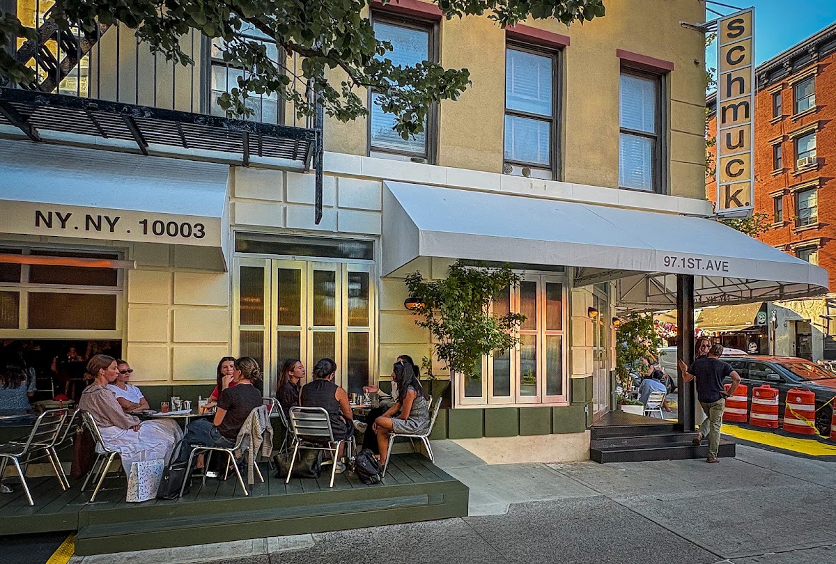 schmuck. Is the East Village Bar We've Been Waiting For